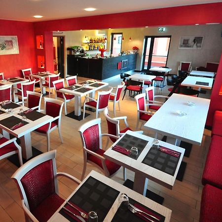 Hotel 325 Tor Vergata Рим Екстериор снимка