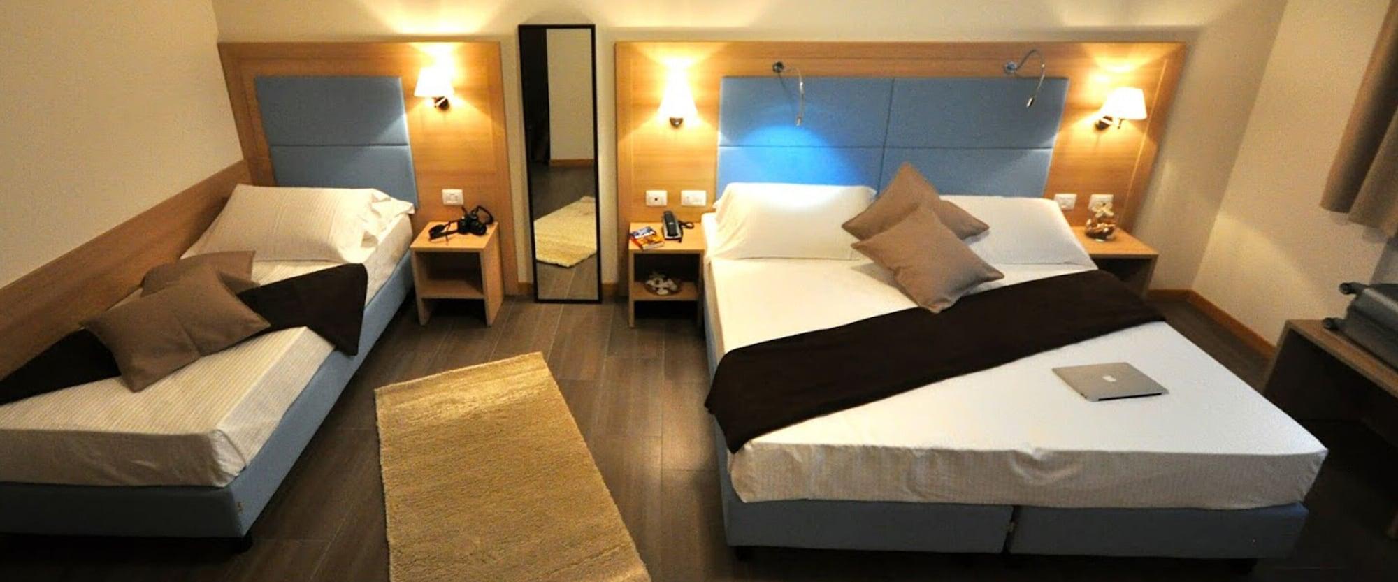 Hotel 325 Tor Vergata Рим Екстериор снимка
