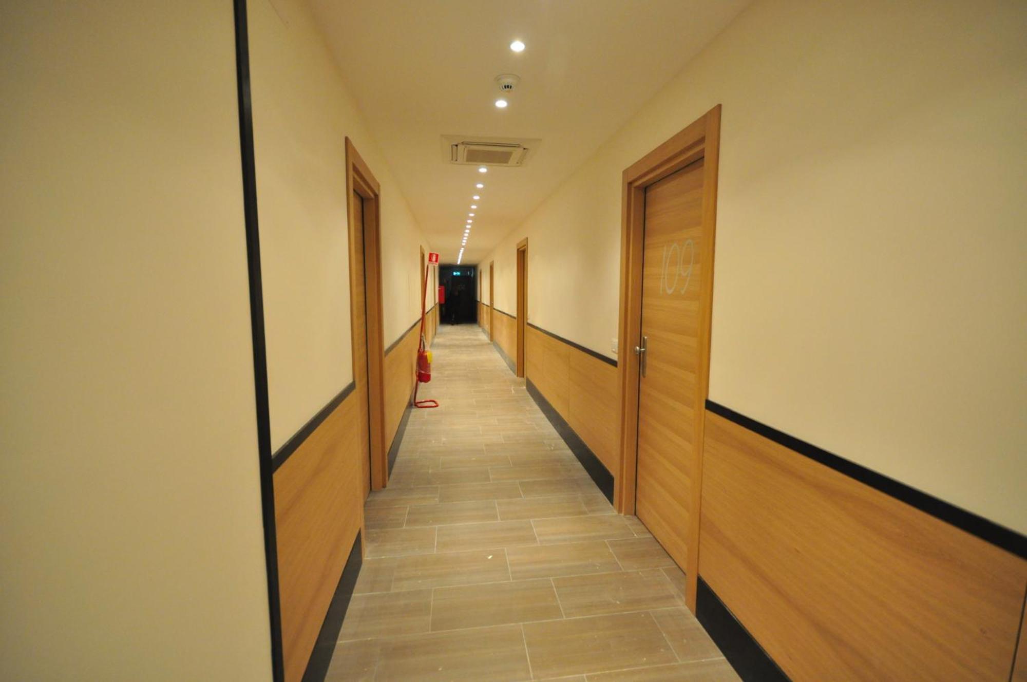 Hotel 325 Tor Vergata Рим Екстериор снимка