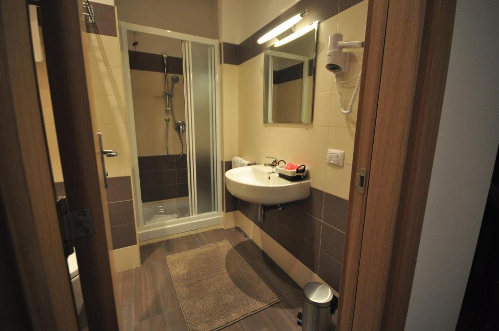 Hotel 325 Tor Vergata Рим Стая снимка